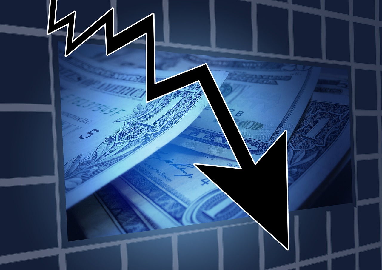 Recession-financial-crisis-downward-financial-trend