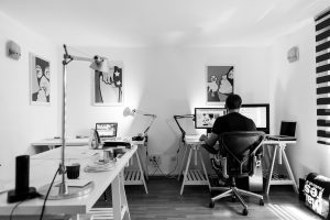tips to keep your workplace clean