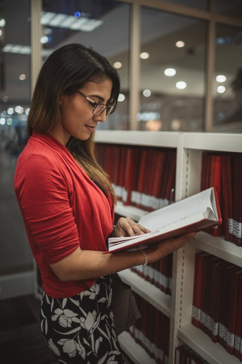 Effective Ways To Reduce And Avoid Debt As A Student