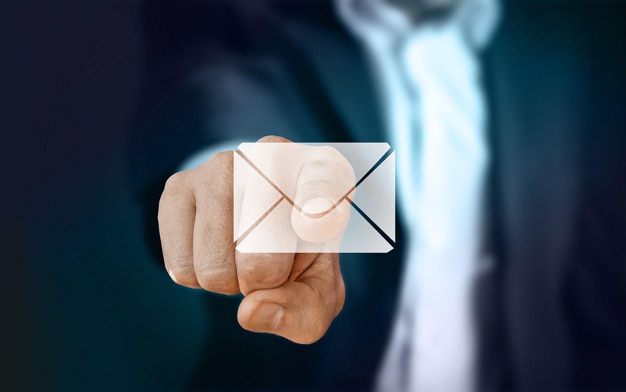 best-business-email-finder-tools