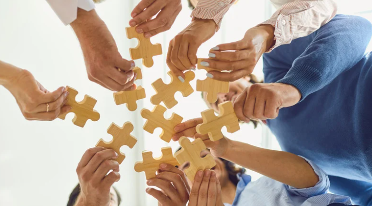 Boosting Team Morale - Unforgettable Team Building Activities for Your Employees