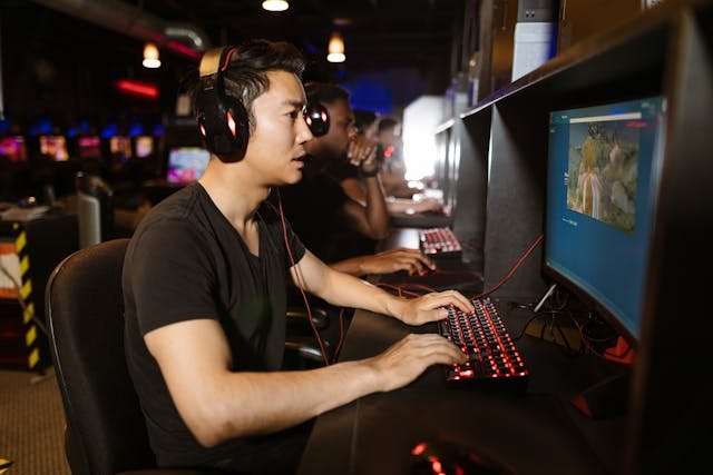 interactive-zones-and-gaming-delights-at-london-games-festival