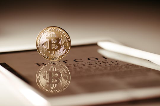 bitcoin-as-a-Safe-haven-asset.